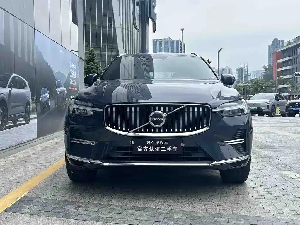 Volvo XC60 2024 — фото 2