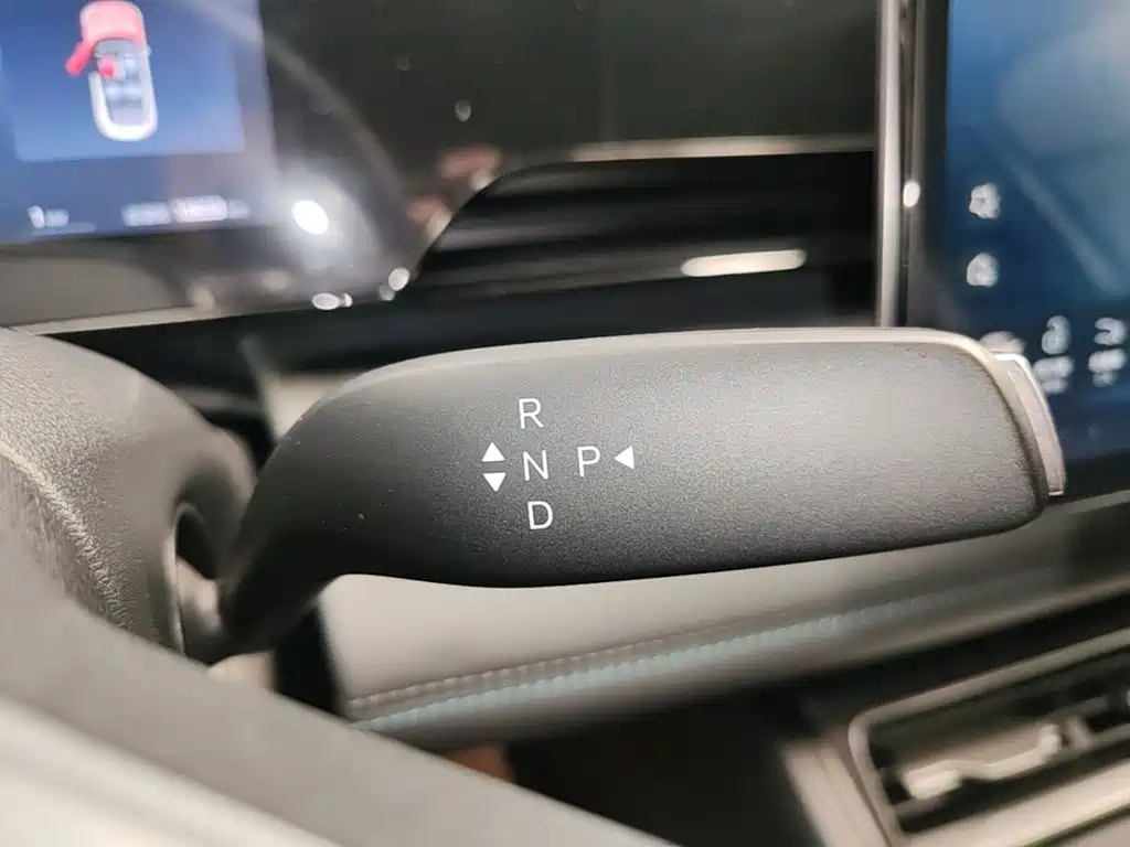 BYD Qin L 2025 — фото 14