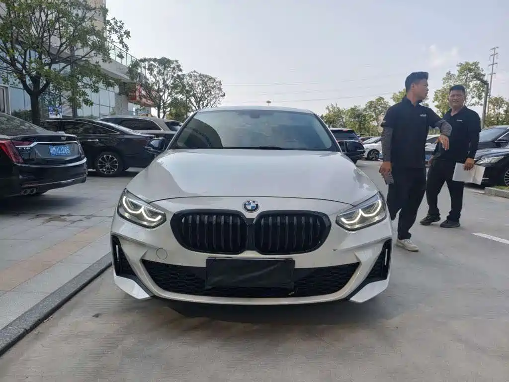 BMW 1 Series 2023