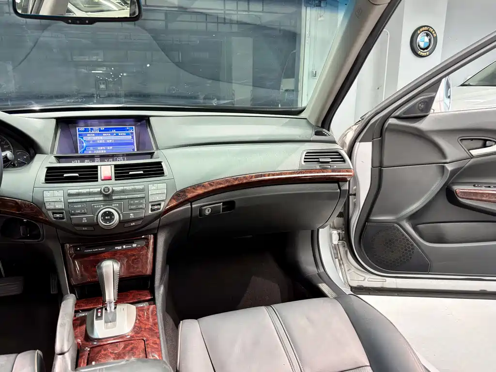 Honda Crosstour 2013 — фото 17
