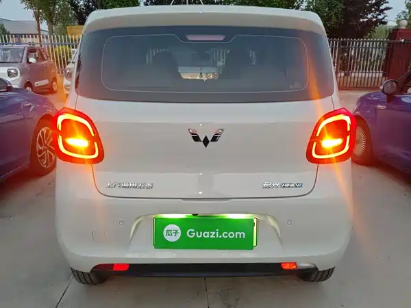 Wuling Hongguang MINIEV 2025