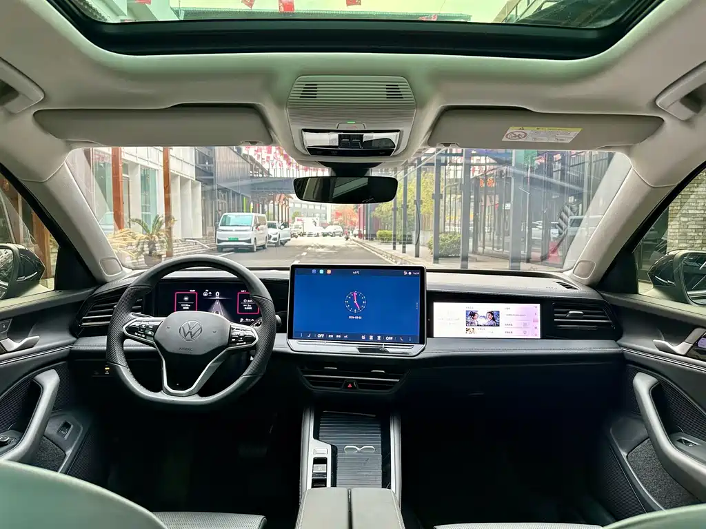 Volkswagen Magotan 2025