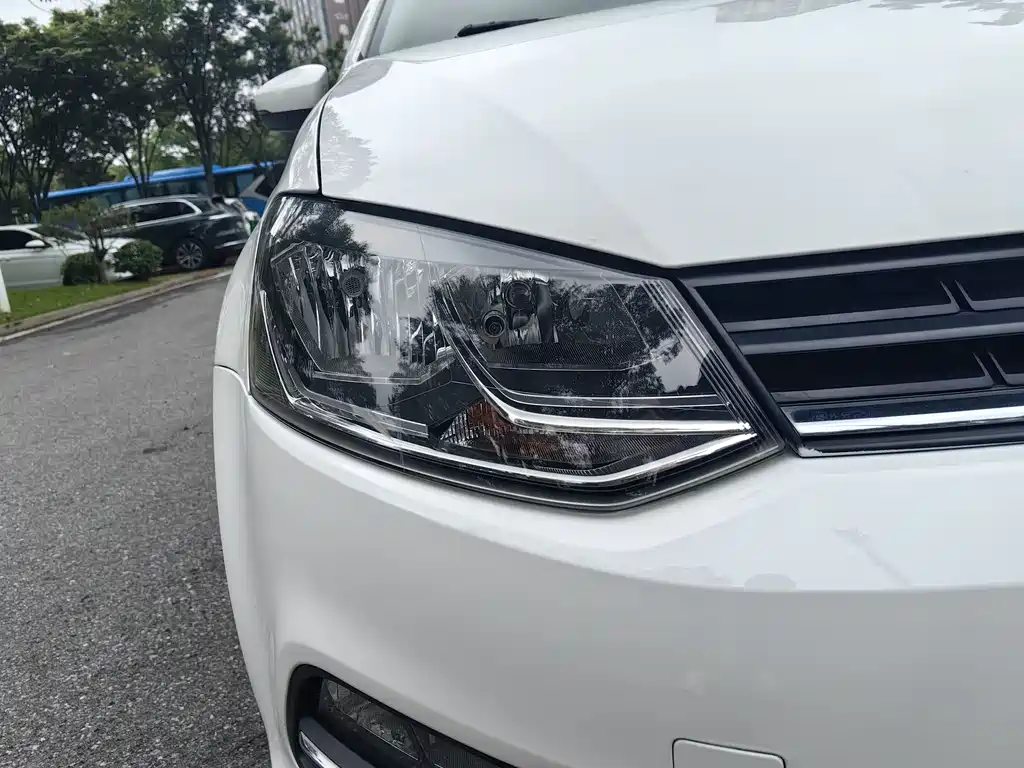 Volkswagen Polo 2018 — фото 15