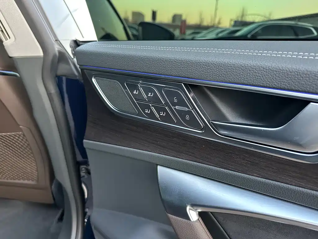 Audi A7L 2022 — фото 15