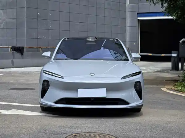 NIO ET5 2024