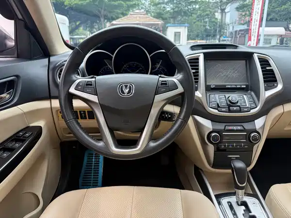 Changan Eado 2016