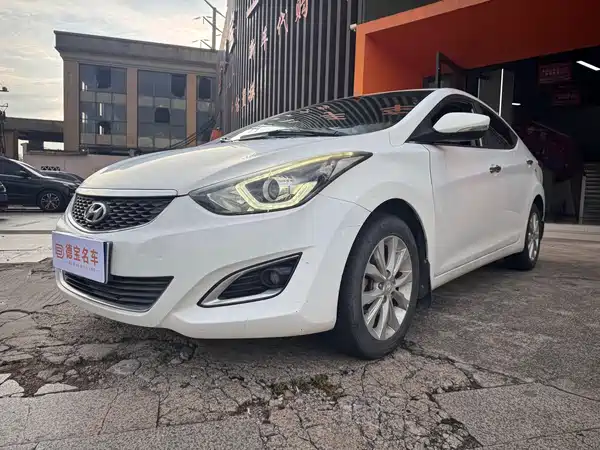 Hyundai Elantra Langdong 2016