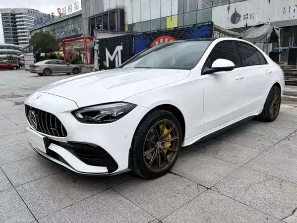 Mercedes-Benz C-Class 2024