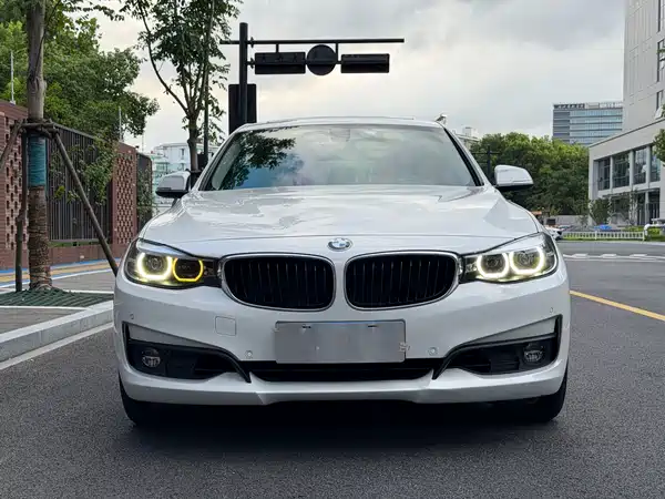 BMW 3 Series GT 2018