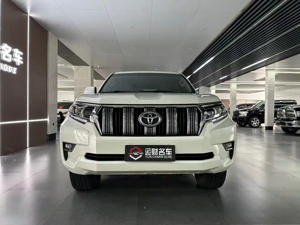 Toyota Prado 2020 — фото 2