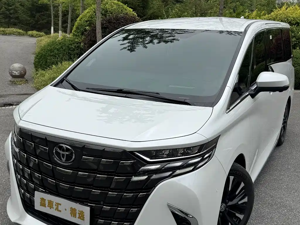 Toyota Alphard 2024 — фото 8
