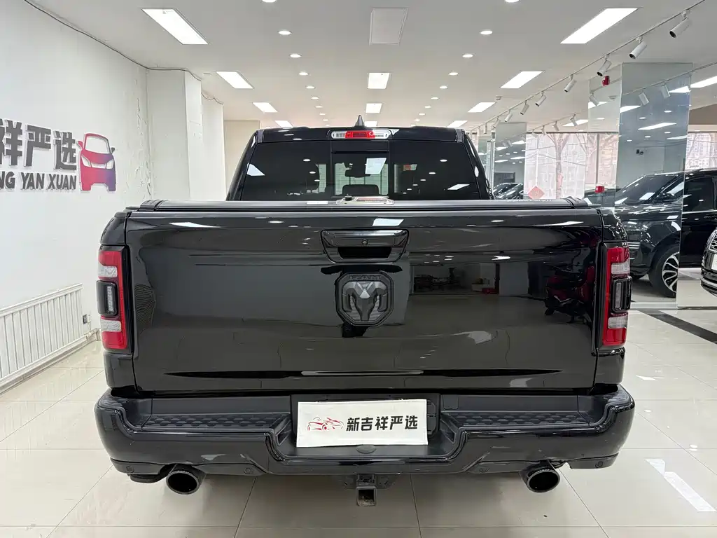 RAM Trucks 2020 — фото 16
