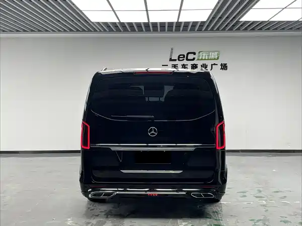 Mercedes-Benz Vito 2024