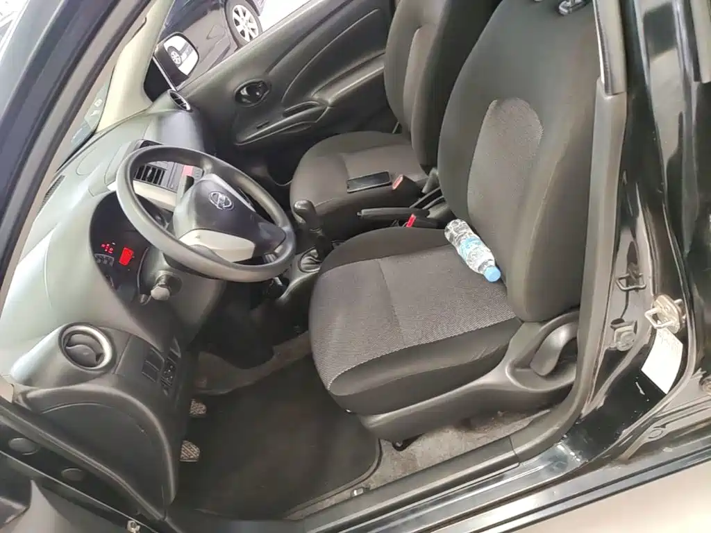 Nissan Sunny 2016 — фото 15