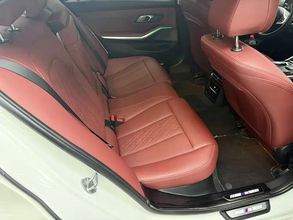 BMW 3 Series 2022 — фото 12