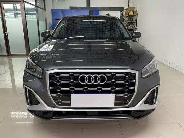 Audi Q2L 2022