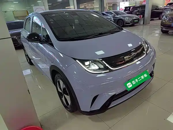 BYD Dolphin 2023