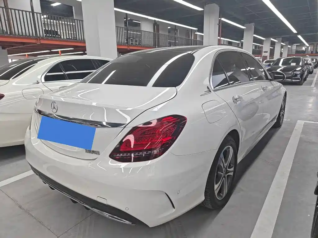 Mercedes-Benz C-Class 2020 — фото 11