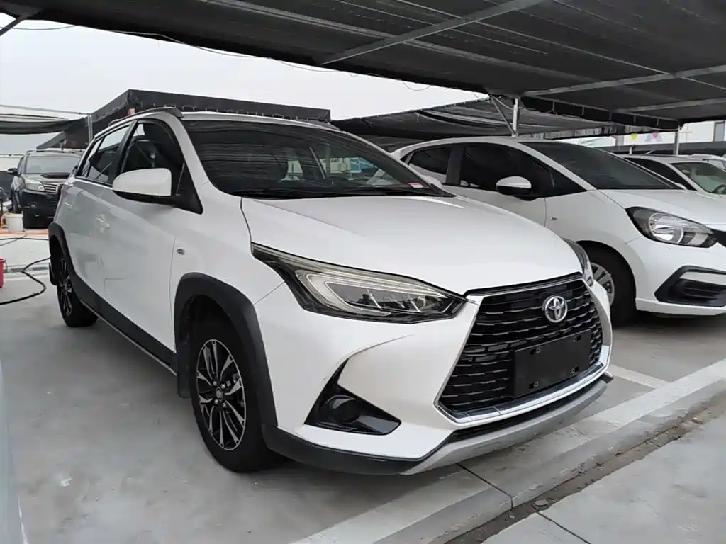Toyota Yaris L 2021 — фото 4