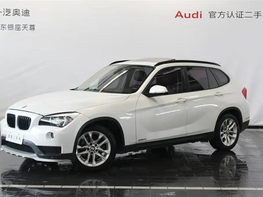 BMW X1 2015 — фото 1