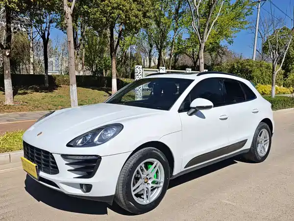 Porsche Macan 2014