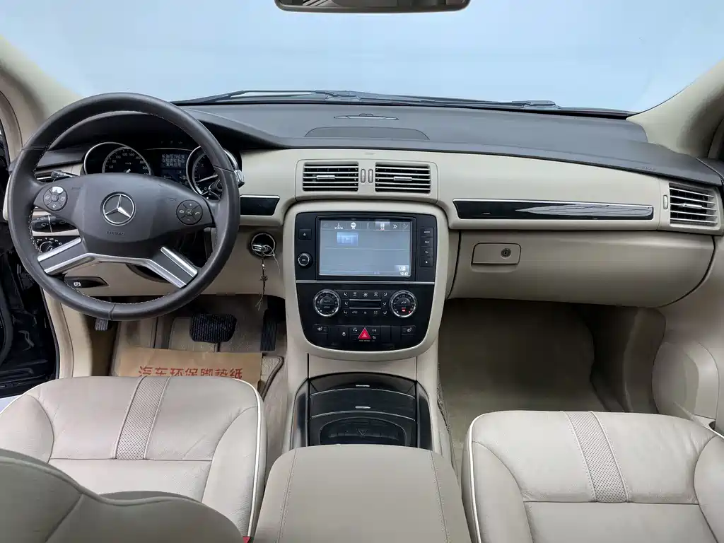 Mercedes-Benz R-Class 2014 — фото 16