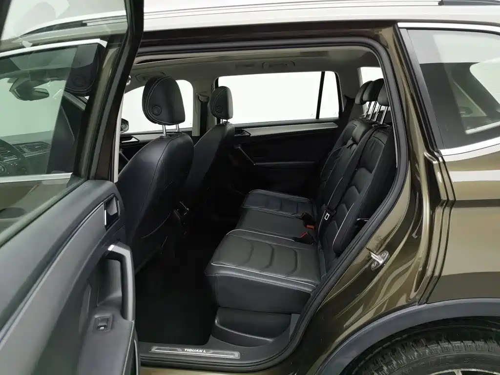 Volkswagen Tiguan L 2019 — фото 15
