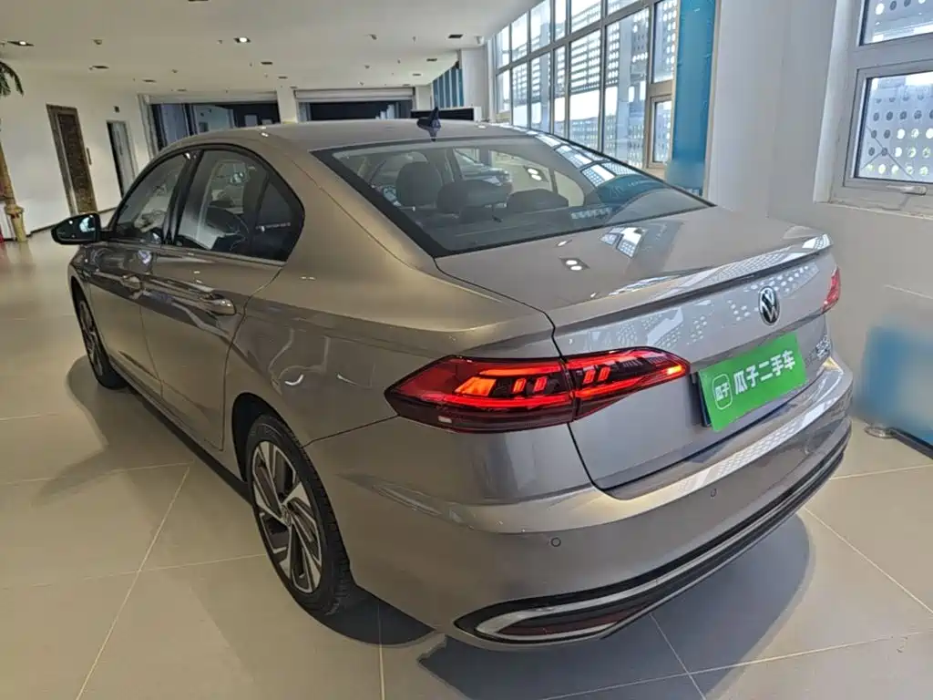 Volkswagen Bora 2024