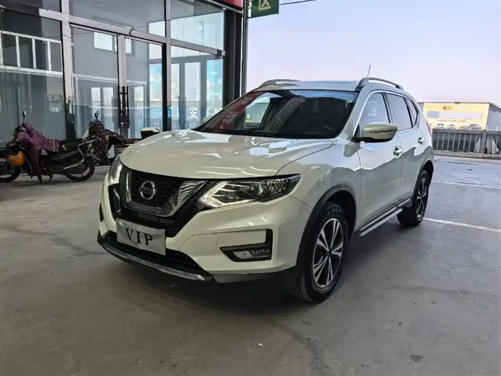 Nissan X-Trail 2020 — фото 1