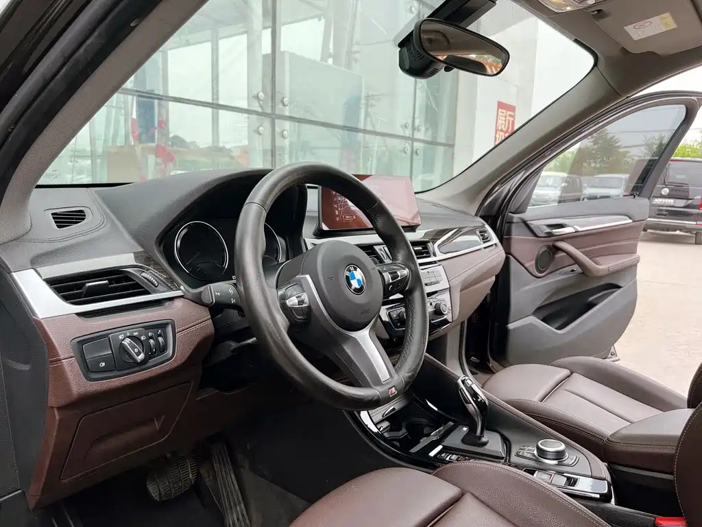 BMW X1 2020 — фото 10