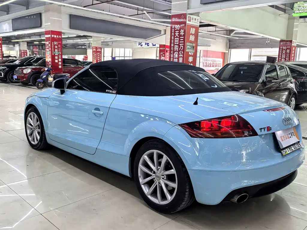 Audi TT 2013 — фото 16