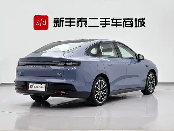Leapmotor B01 2025