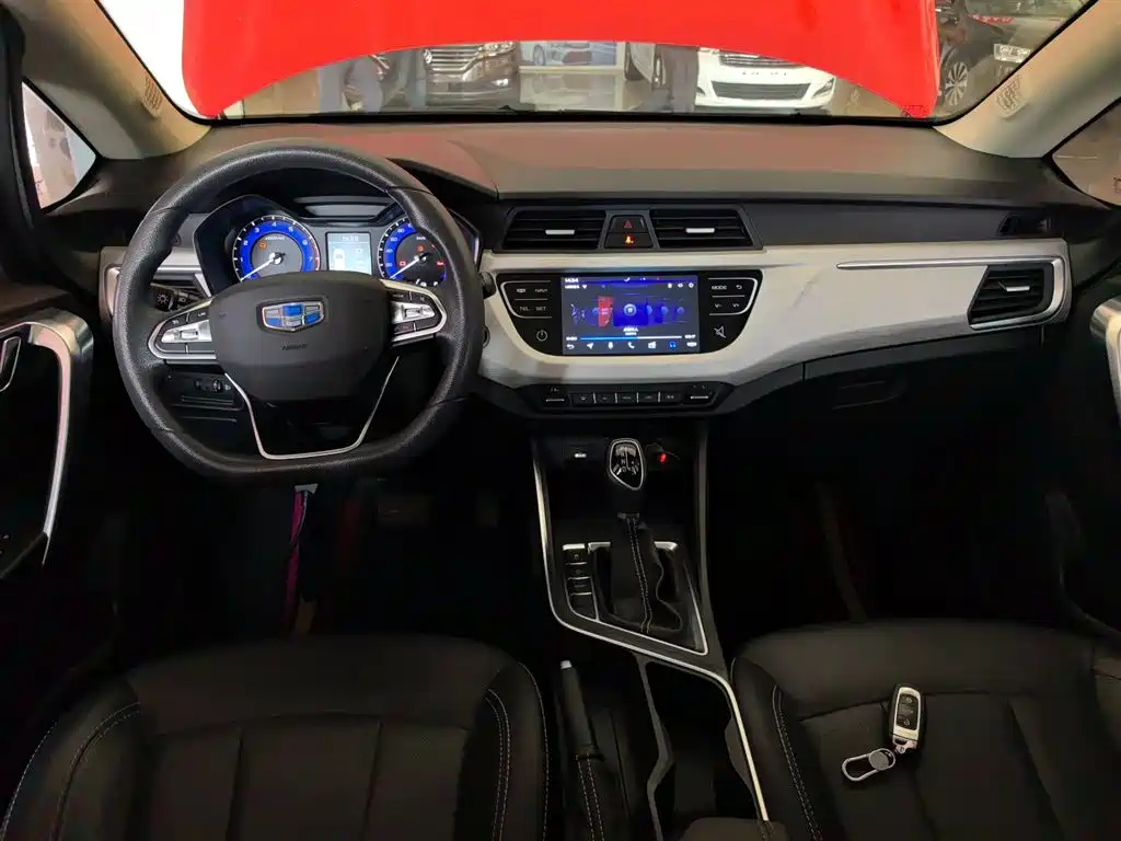 Geely Vision X3 2021 — фото 10