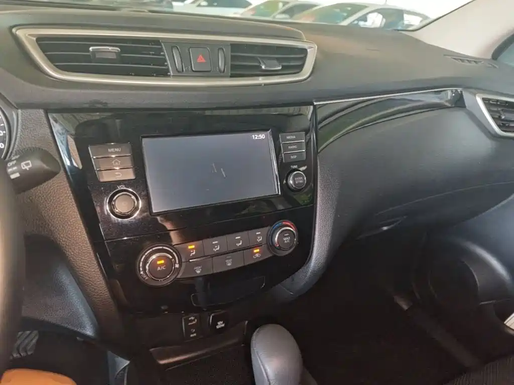 Nissan Qashqai 2018 — фото 10