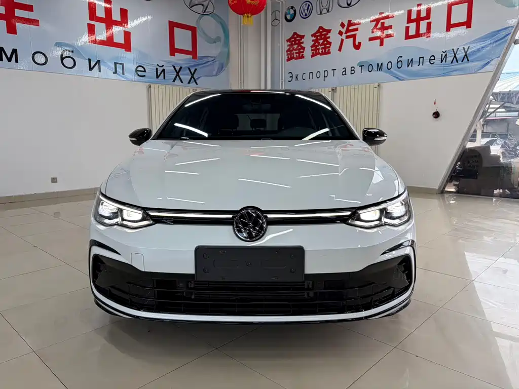 Volkswagen Golf 2023