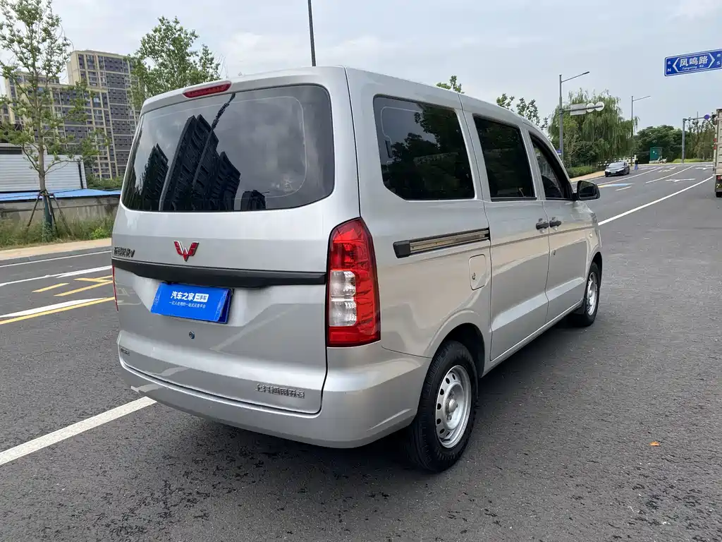 Wuling Hongguang V 2023 — фото 14