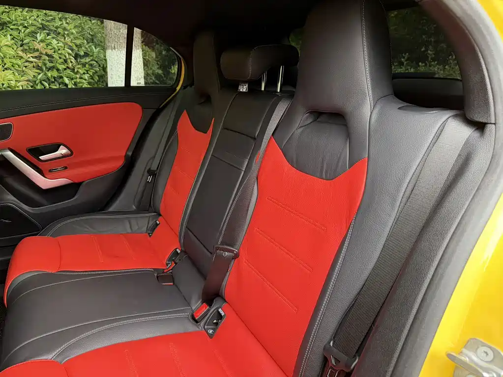 Mercedes-Benz A-Class AMG 2024 — фото 15