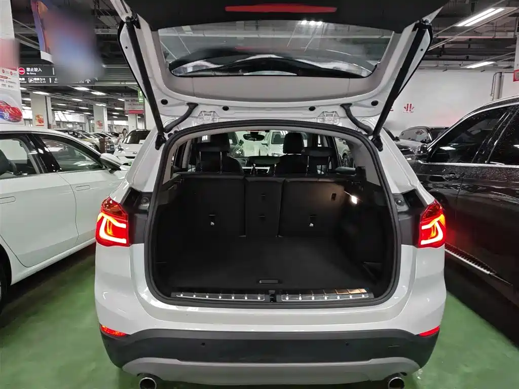 BMW X1 2019 — фото 15
