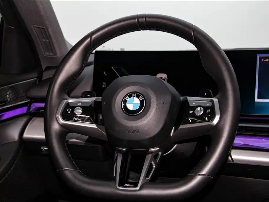 BMW 5 Series 2024 — фото 15
