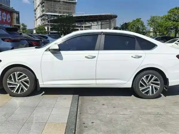 Volkswagen Lavida 2024