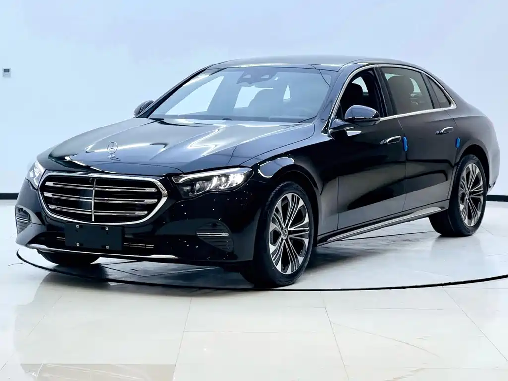 Mercedes-Benz E-Class 2025