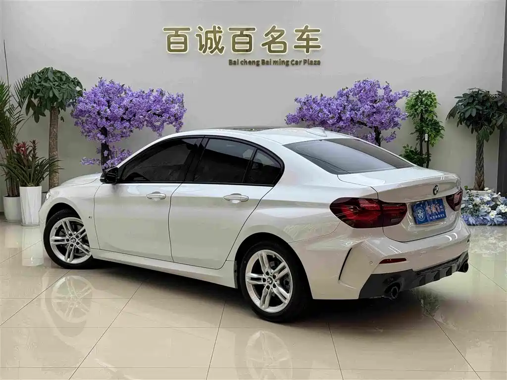 BMW 1 Series 2023