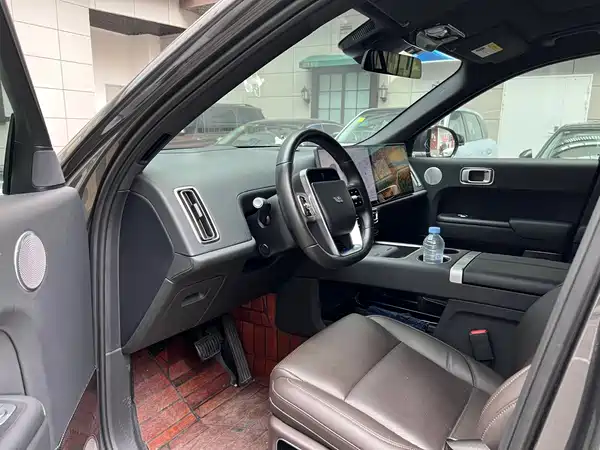 Li Auto L8 2023