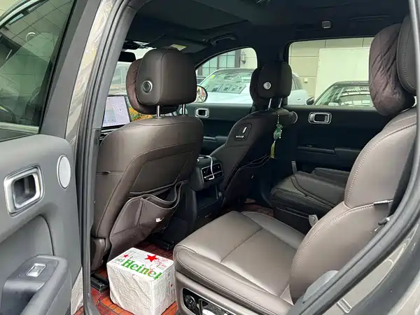 Li Auto L8 2023