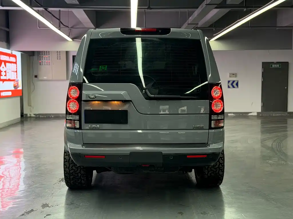 Land Rover Discovery 2017 — фото 4