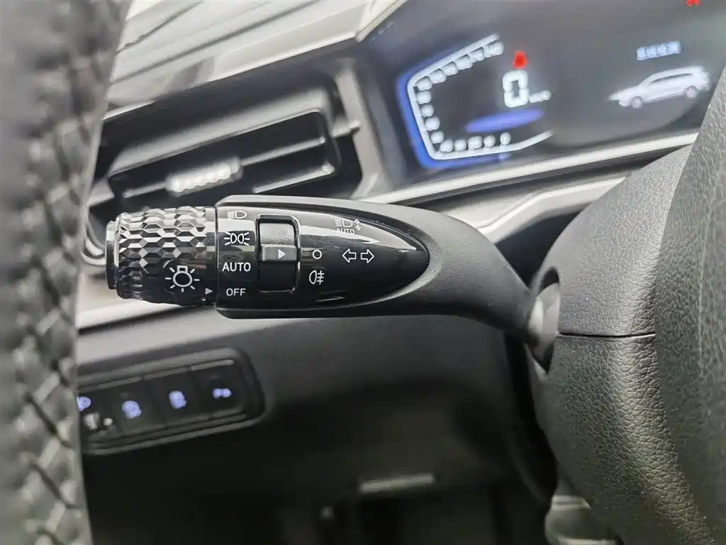 Hyundai Custo 2023 — фото 21