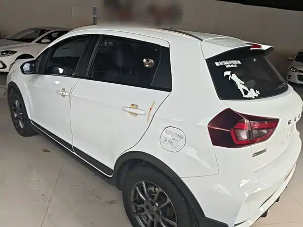 Geely Vision X3 2021