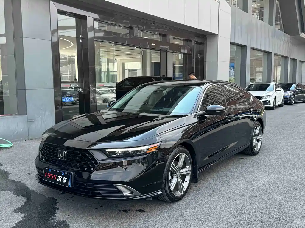 Honda Accord 2024 — фото 1