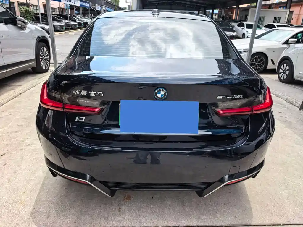 BMW i3 2023 — фото 14
