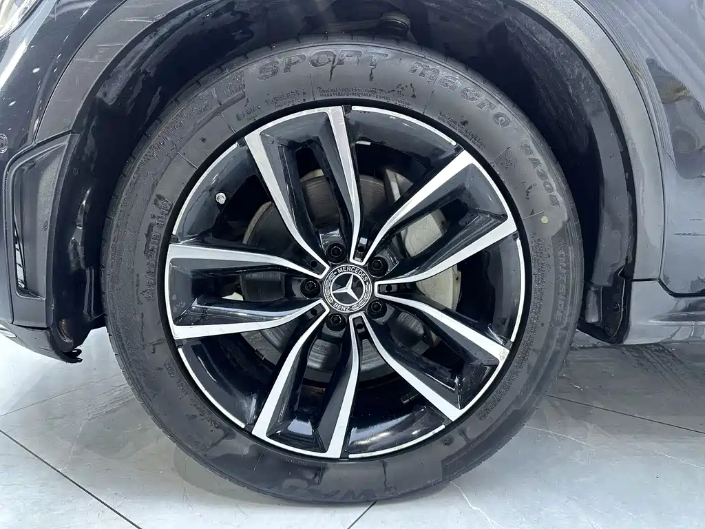 Mercedes-Benz GLC 2020 — фото 19